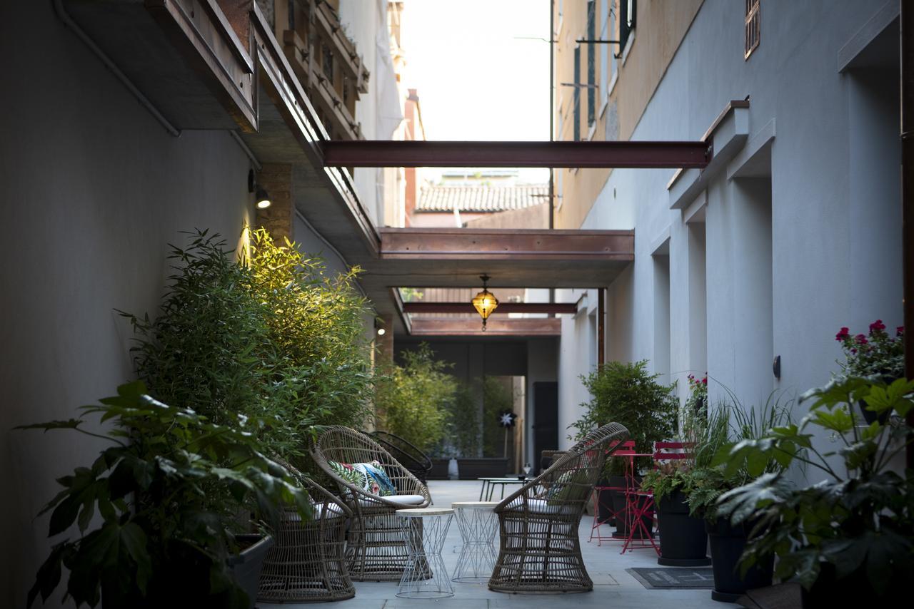 Aqua Apartments Venice Exterior photo